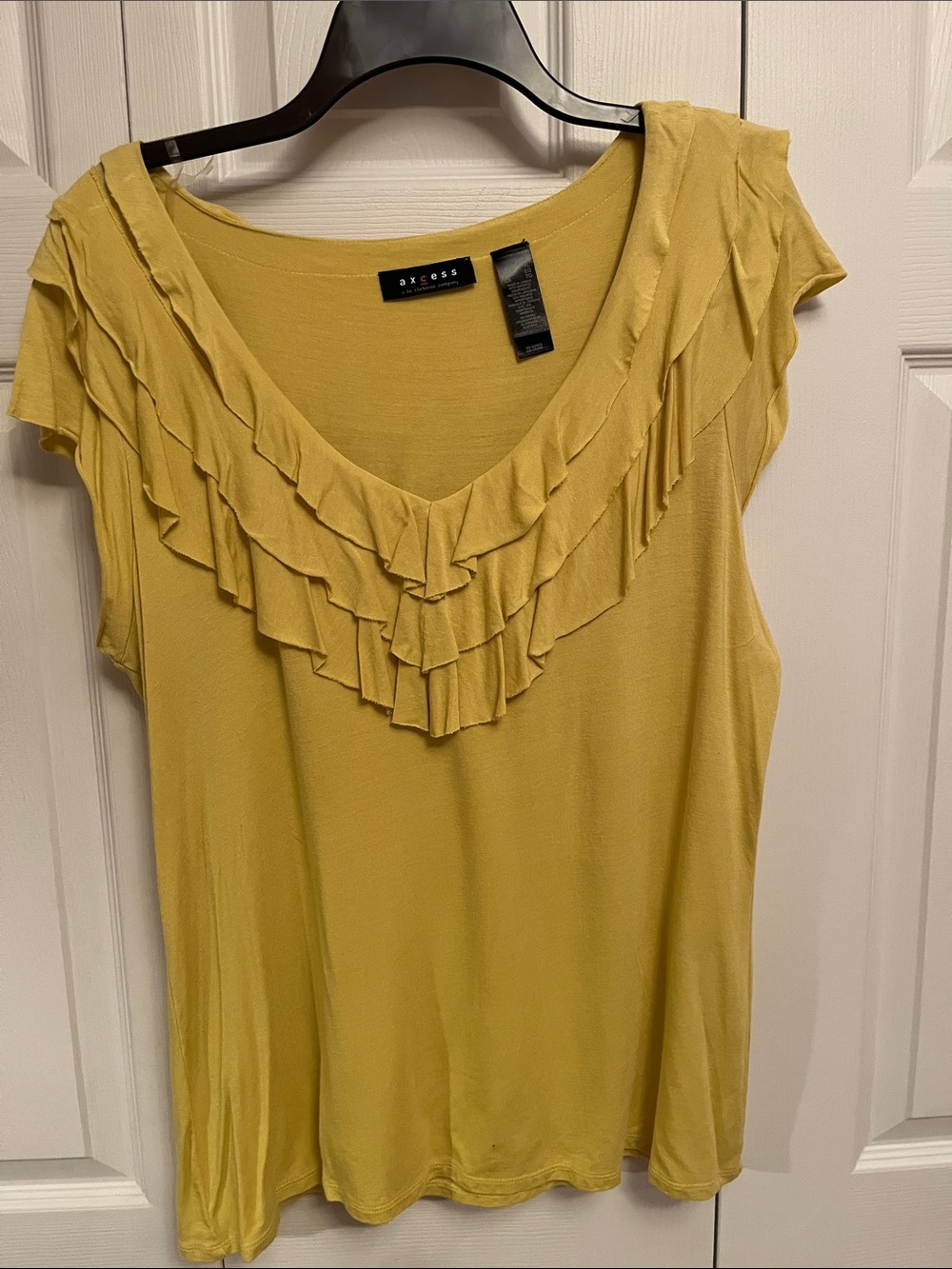 Axcess Women's Mustard Ruffle V-Neck Cap Sleeve Top